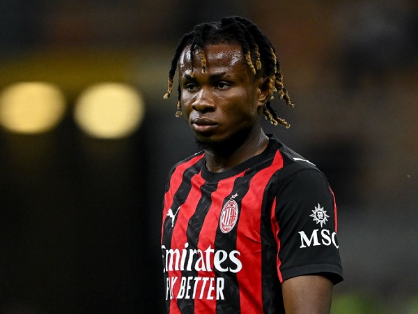 Fulham Pantau Samuel Chukwueze, Milan Siap Lepas di Musim Panas Ini